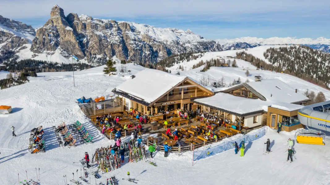 Rifugio Ütia Bioch 2.079 m